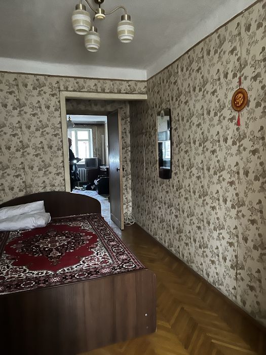 Продам 2ох кімнатну квартиру на Черемушках