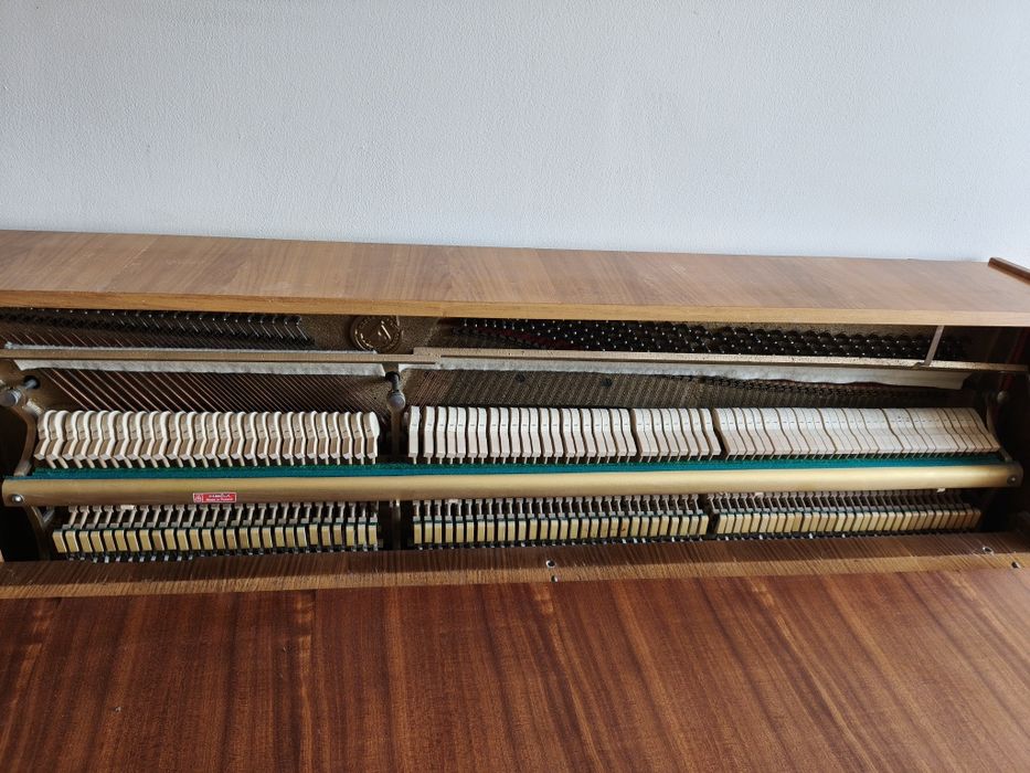 Pianino  marki Calisia