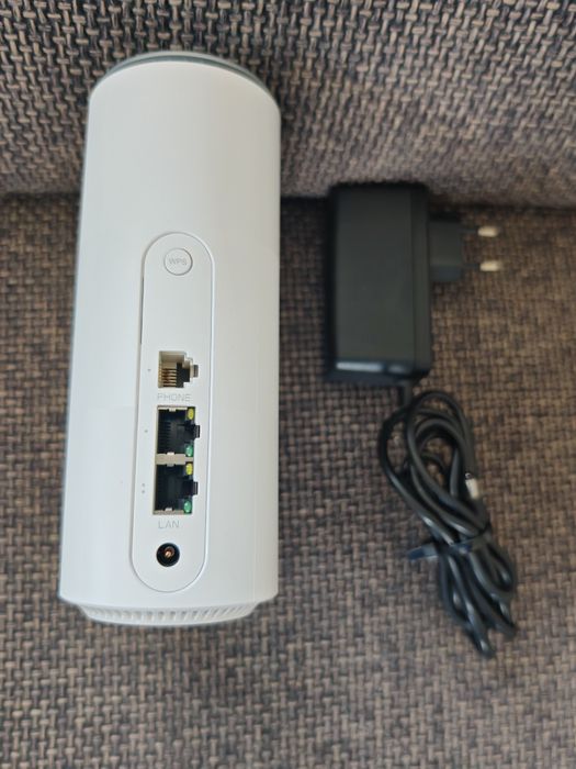 Router 5G ZTE z modemem na kartę SIM bezprzewodowy internet wifi modem