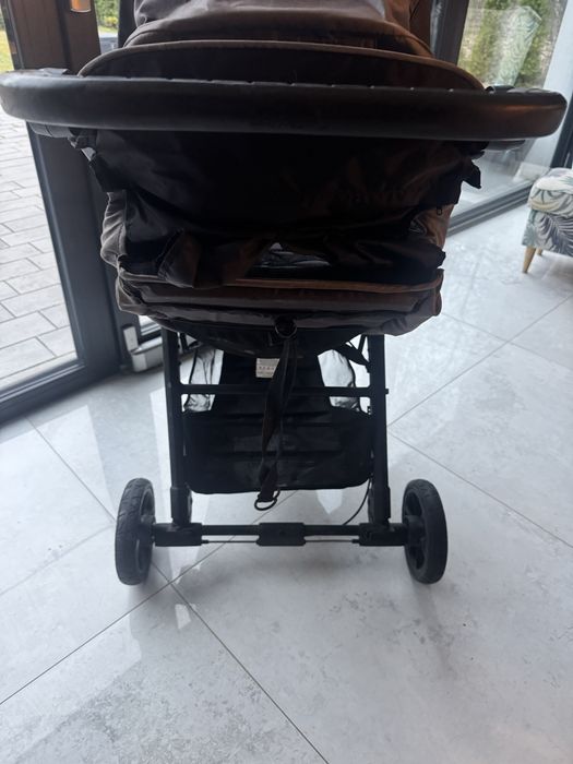 Wozek spacerowy baby jogger city gt 2