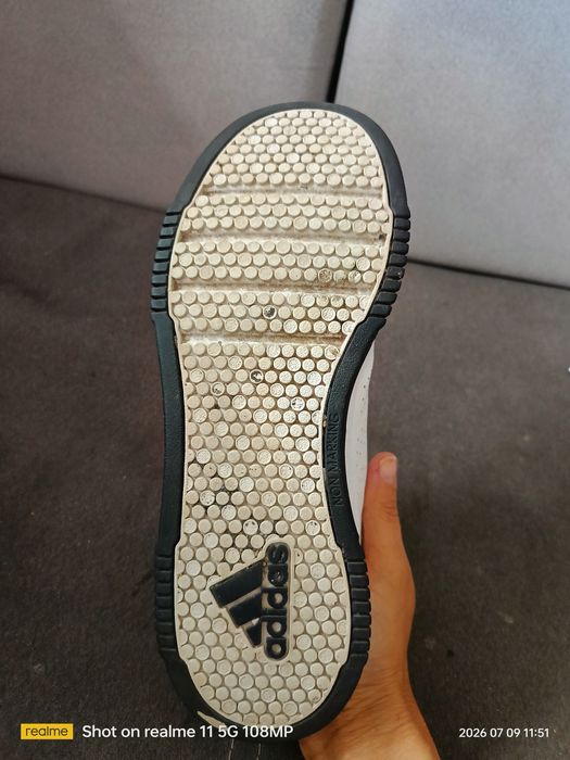 Buty firmy Adidas.