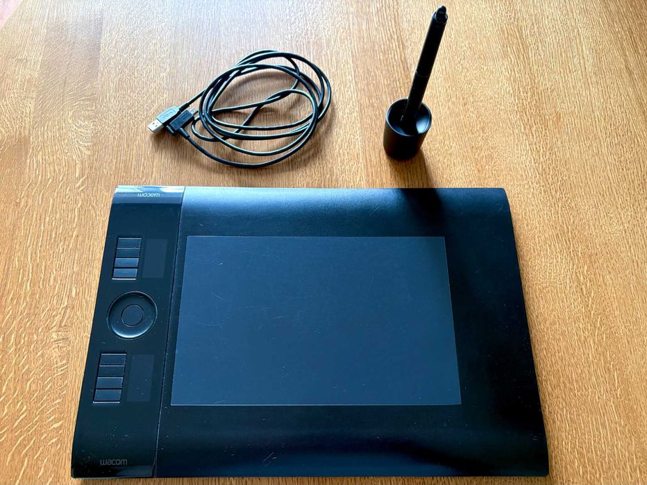 Графічний планшет Wacom Intuos4 Medium (PTK-640)