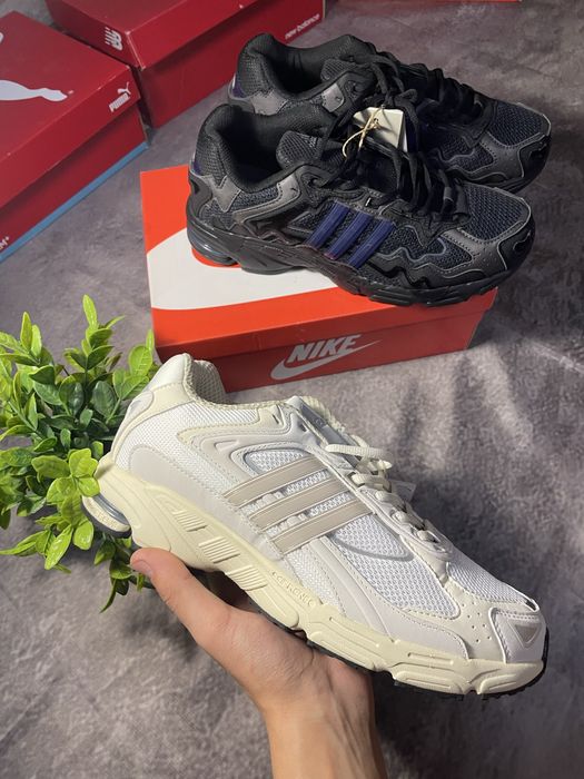 Кросівки adidas responce cl bad bunny