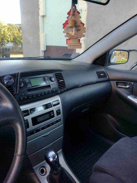 Samochód Toyota Corolla 2.0 D-4D