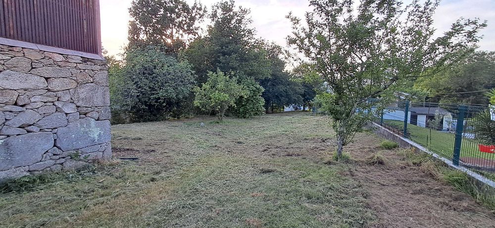 Vendo terreno construtivel