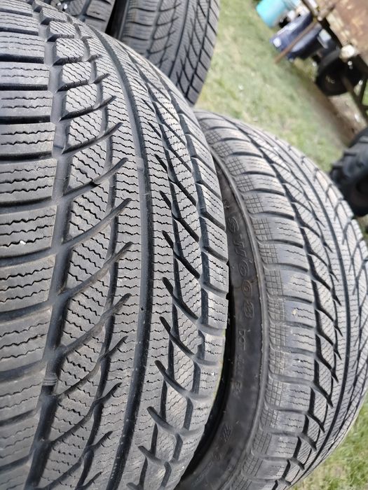4SZT opony GOODRIDE 205/45/R17 zimowe DOT2220