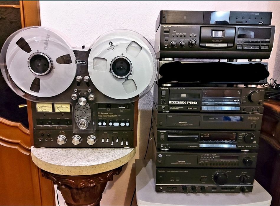 TECHNICS DCC RS-DC8 Цифровая кассетная дека Hi-End.