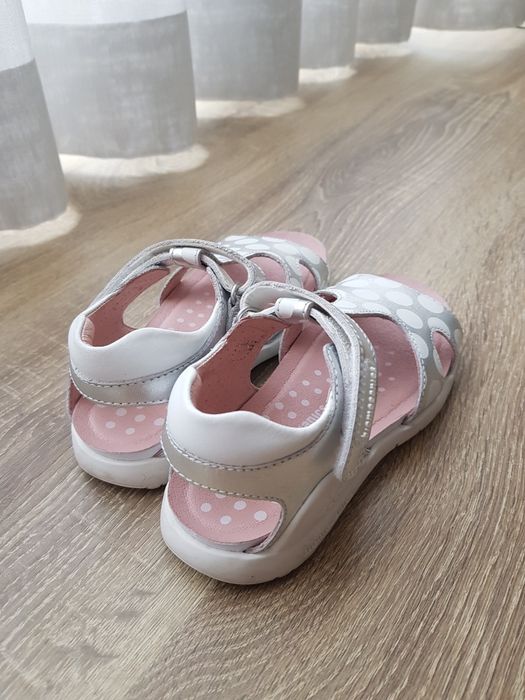 Sandalias Biomecanics  Prateadas ( como.novas)