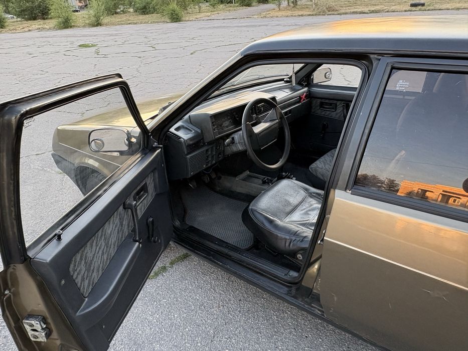 ВАЗ / Lada 21099 1999 VIN XTA210990X2528524 фото оголошення 13 з 24