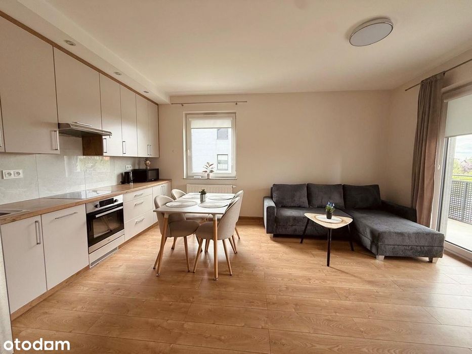 3 pokoje, duży balkon, piwnica ul. Wielkopolna