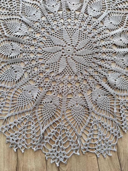 Obrus serwetka szydełkowy rękodzieło szykowne misterne cacko śr98