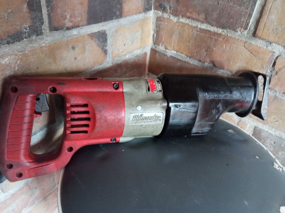 Piła szablasta Milwaukee 1300 W