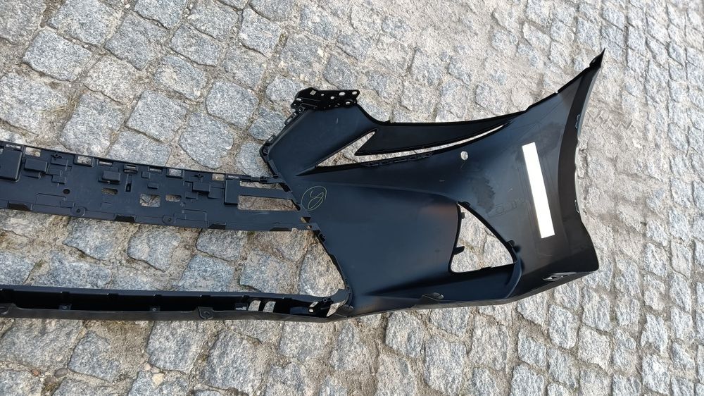 Parachoques Lexus is para choques 2018