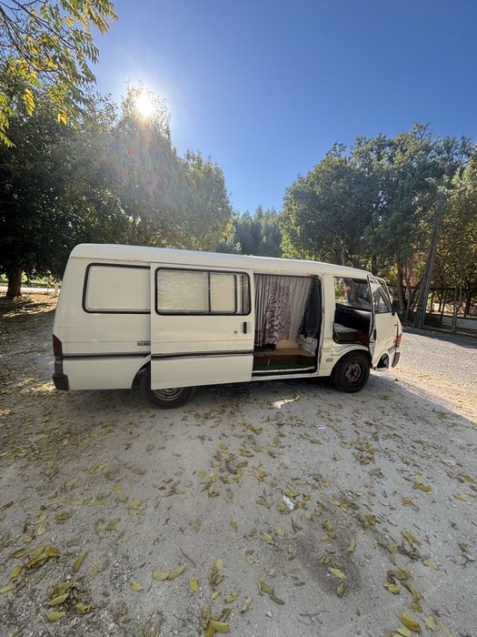 Mazda E2200 campervan — photo 2