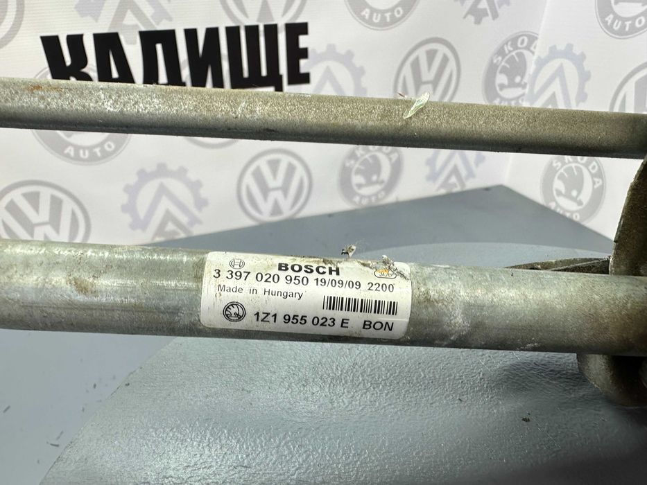 Трапеція двірників Шкода Октавія А5 моторчик Octavia A5 cклоочисник