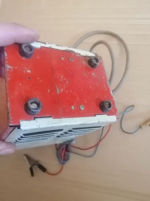 Продам зарядное устройство ссср