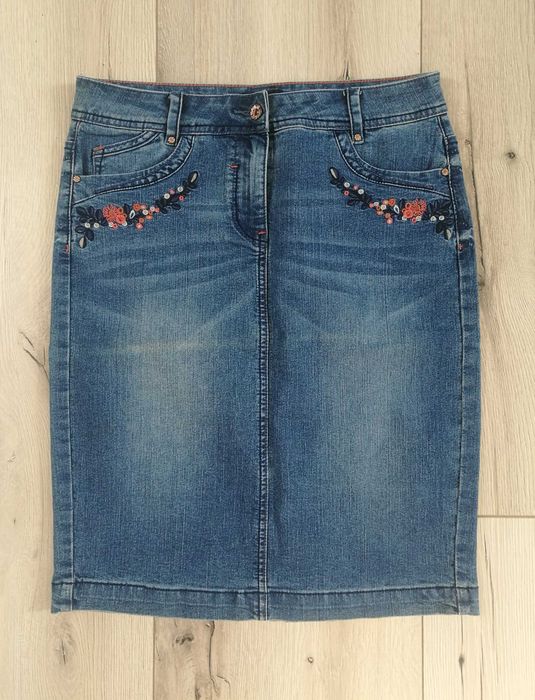 Spódnica jeans z haftami Marks&Spencer