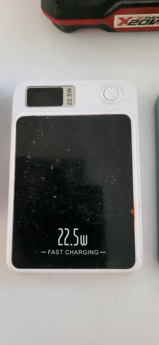 Akumulatory z powerbanków  i wkrętarki