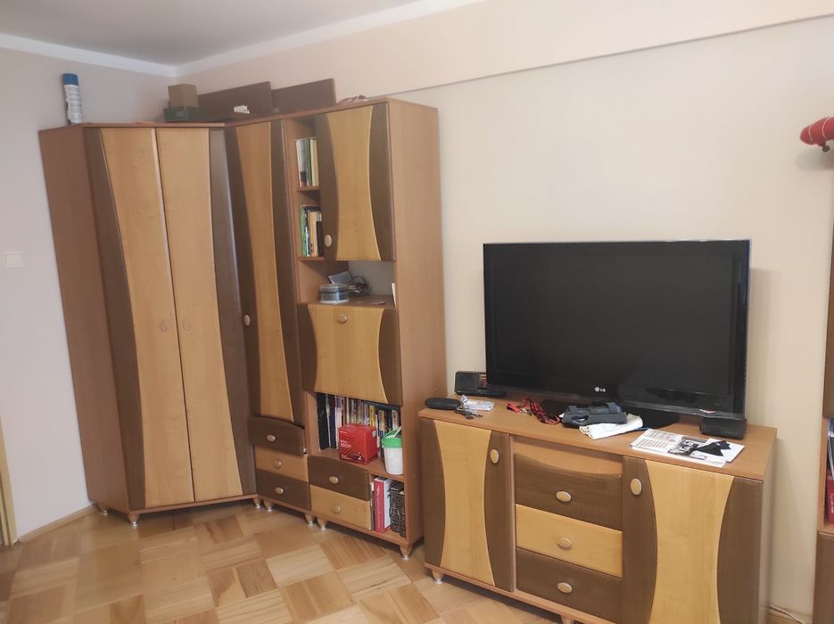 Regał półka biurko komoda szafa ubraniowa słupek używana jak nowa