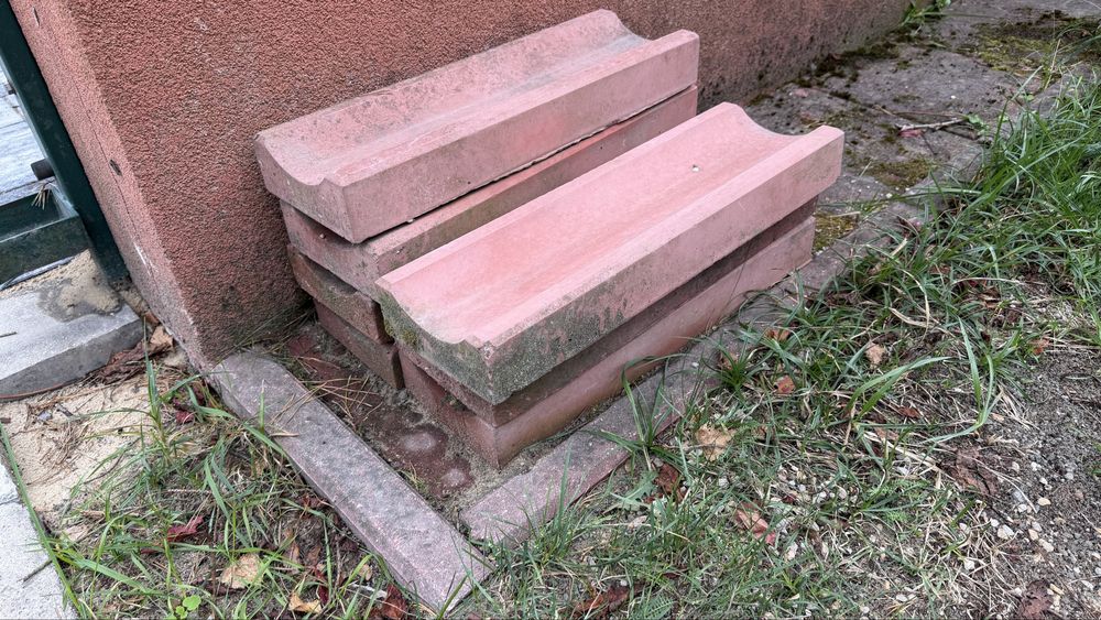 Odpływy wody betonowe czerwone 3,5mb