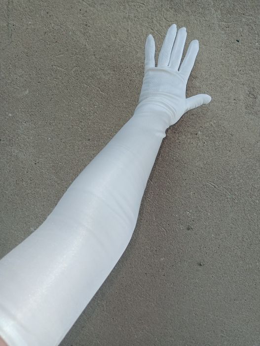 Maksymalnie długie rękawiczki lycra