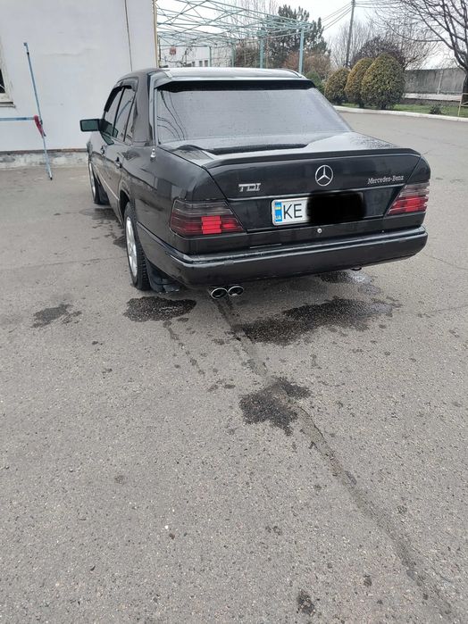 Mercedes Benz w124