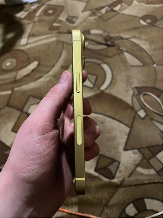 Продам  айфон 14/128 ідеал