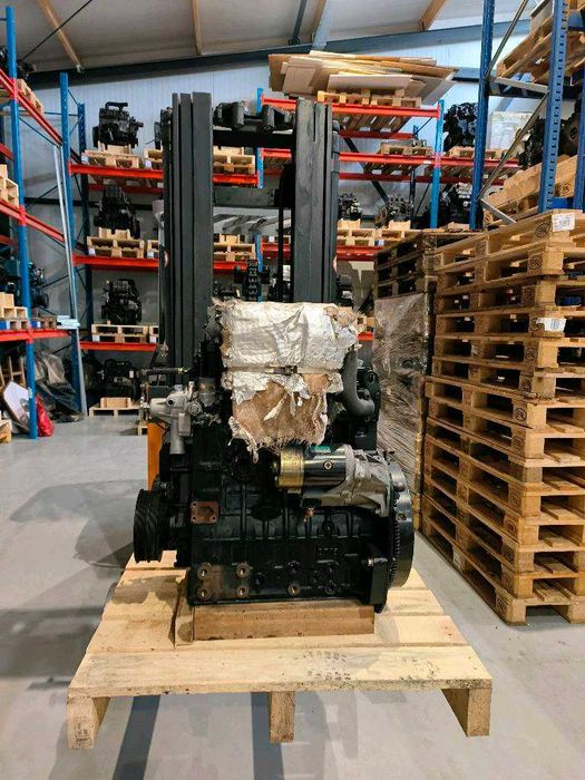 Мотор Komatsu 3D67,3D84 міні трактор погрузчик