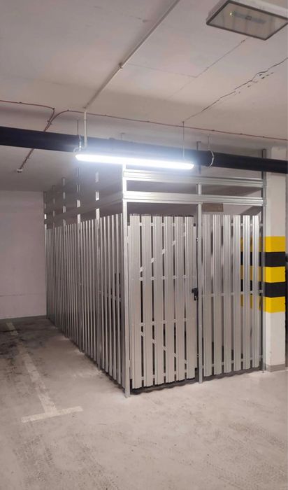 Miejsce postojowe, lub Komorka Przybyszewskiego 68, Kraków