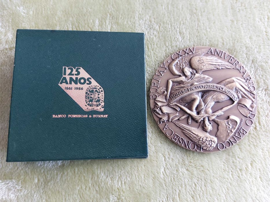 Medalhas Comemorativas - Banco Fonsecas & Burnay