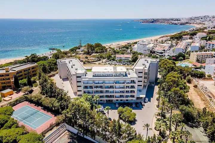 CASA BARRACUDA -T1,Frente à praia+2 Pisc+Central+Estaciomto- ALBUFEIRA