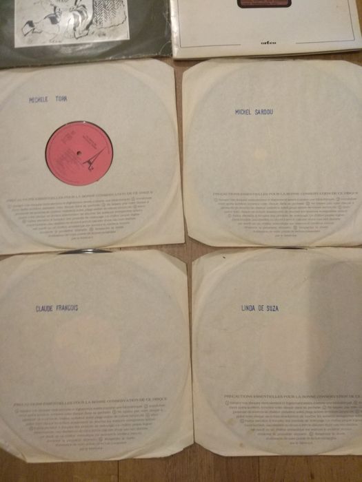 OPORTUNIDADE: Discos de vinil antigos