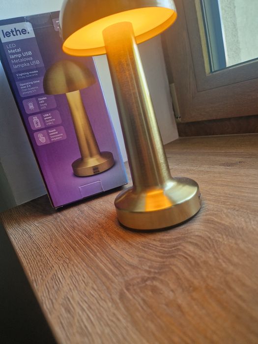 Lampka dotykowa bezprzewodowa USB 3 tryby świecenia