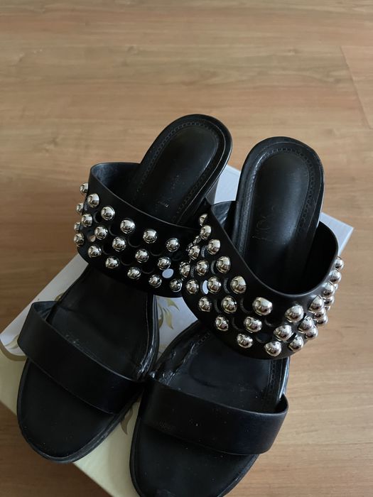 Літні шльопанці