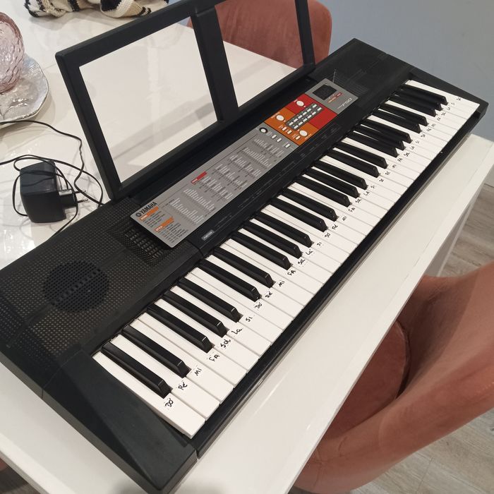 Teclado digital Yamaha psr-f50