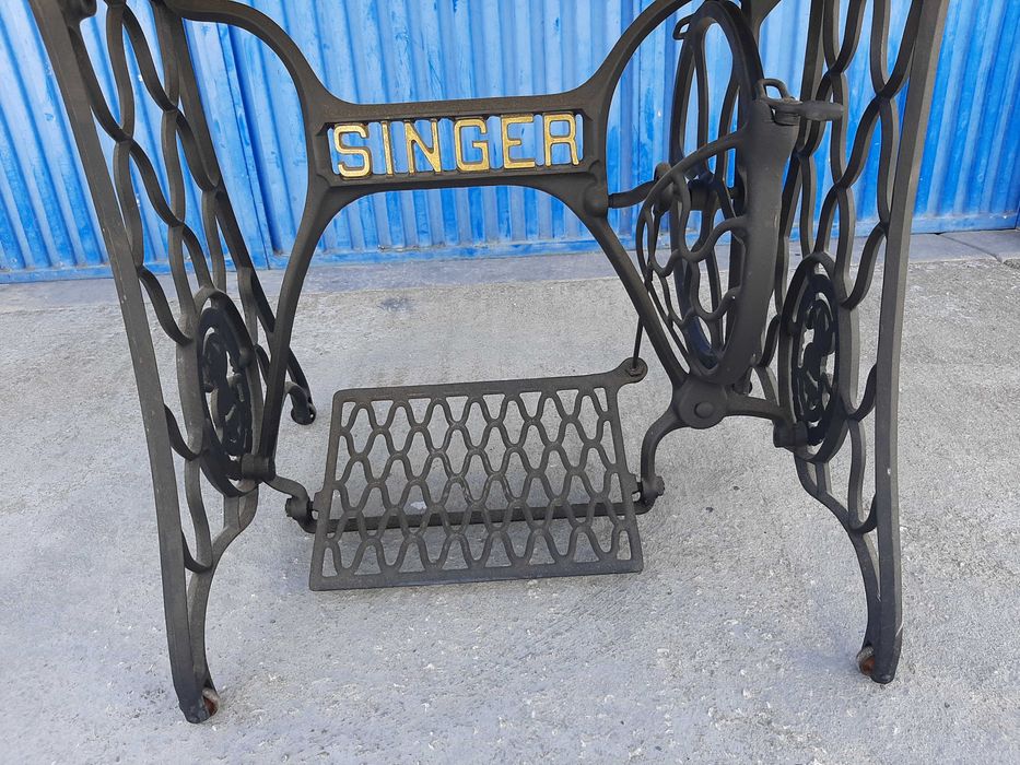 Máquina de costura «SINGER»