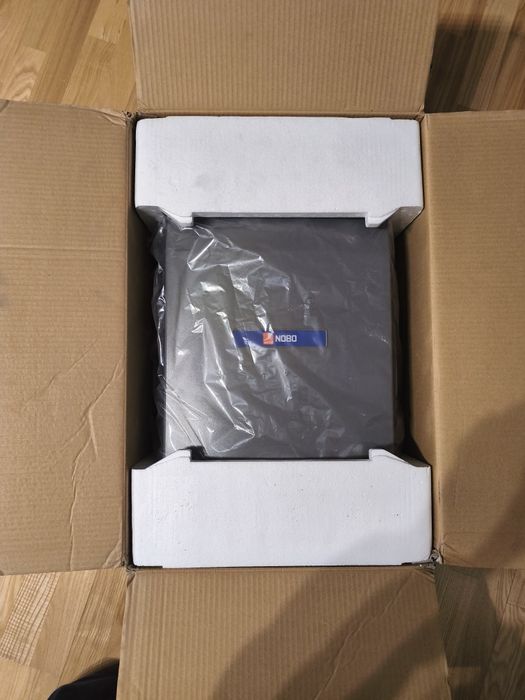 Projektor pisma Quantum 2523T – stan magazynowy