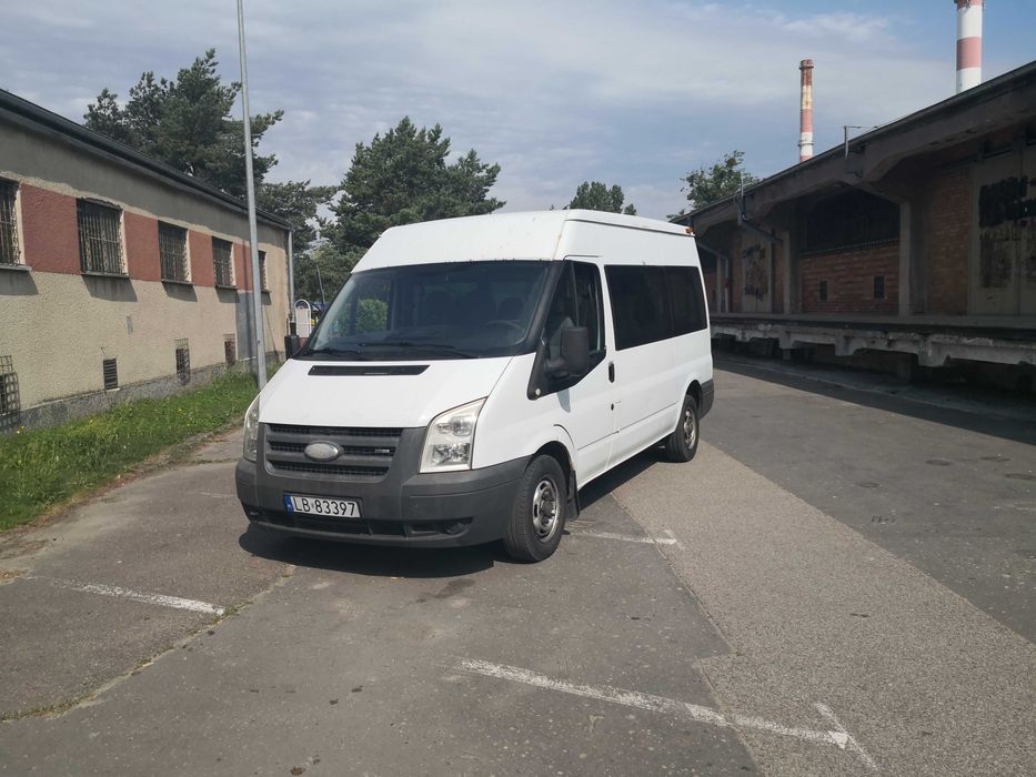 Wynajem busa 9-osobowego z kierowcą | Białystok i okolice  Transfery lotniskowe - Wesela - Eventy - Imprezy okolicznościowe