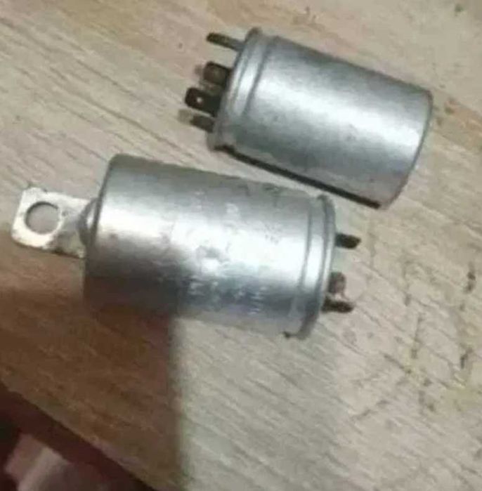 Fiat 125p 126p przerywacz kierunkowskazów