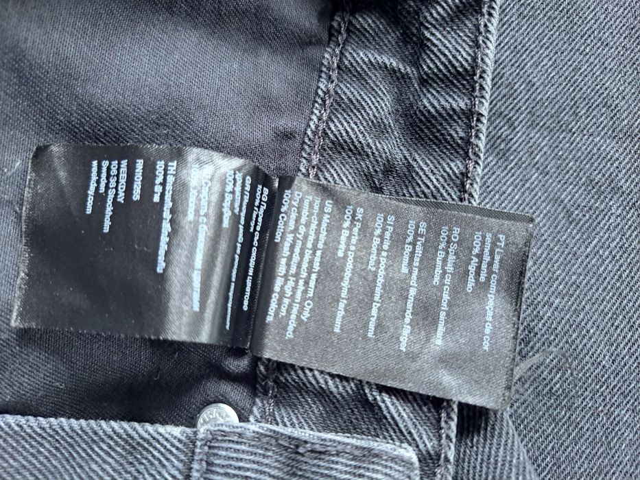 Spodnie jeans WEEKDAY rozmiar 28/28