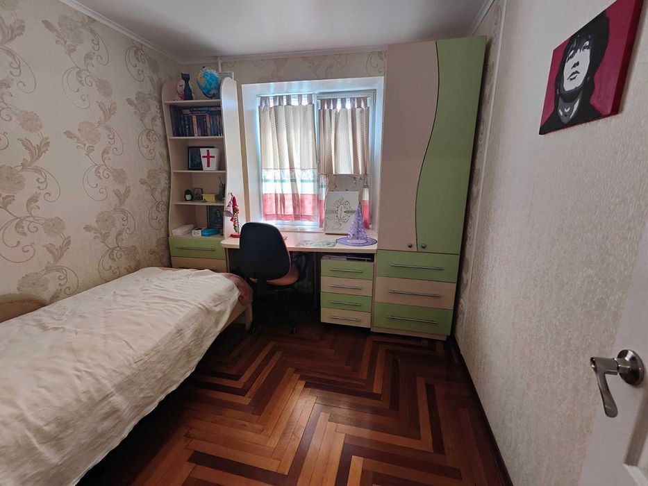 ПРОДАМ 3-х кінатну квартиру, Бородинськкий район , ТЦ Континент