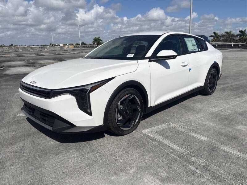 2025  Kia  K4 EX