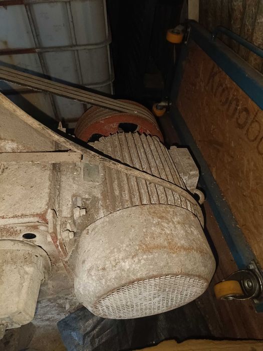 Silnik siłowy 11kW 1460 obrotów