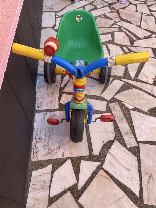 Triciclo usado para crianças