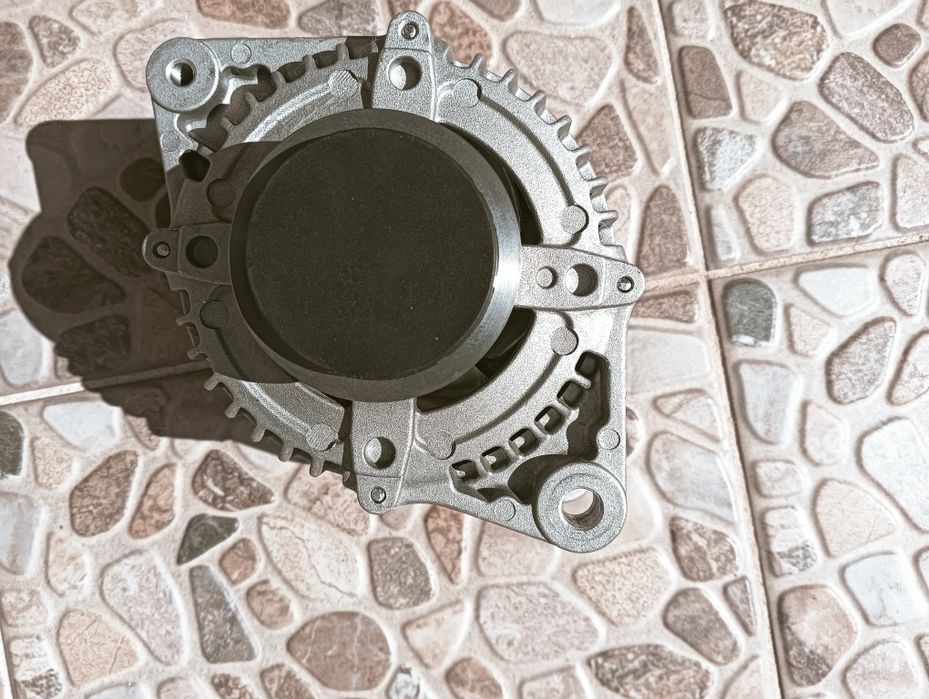 Alternador TOYOTA Corolla 1.4 d4d