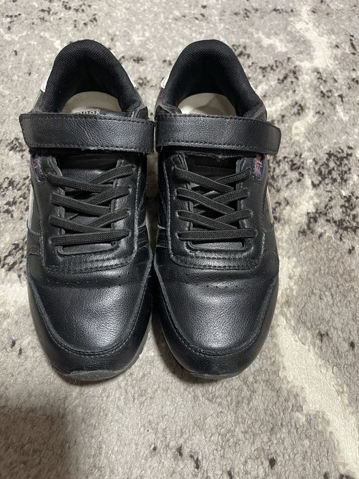 Продам красовки для хлопчика