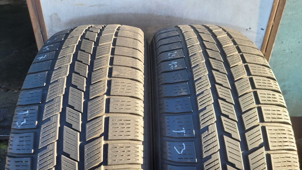 235/60/17 Pirelli Scorpion Ice&Snow  5,5mm 2017r 4szt