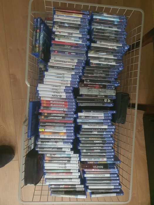 Sprzedam zamienię gry Ps4 slim Pro Ps5 OLX Różne ceny