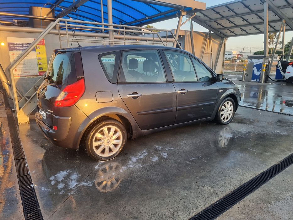 Renault Scénic II 1.5 dCi 106cv | 2007 | 305.000 km foto 3