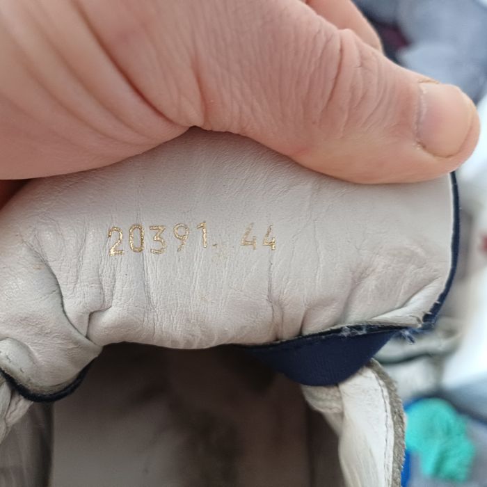 Кросовки кожаные 44(45) размер